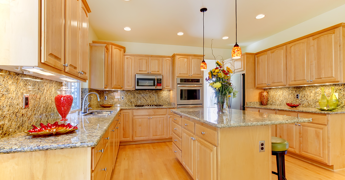 Light Wood Kitchen Cabinets Decor