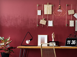 Maroon wall decor