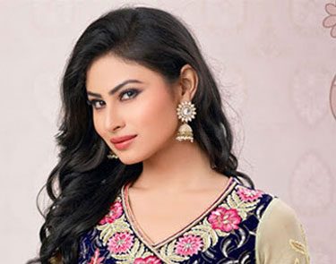 Mouni Roy